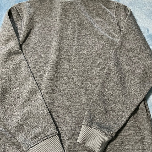 Under Armour 1/4 Zip Pullover - Picture 3 of 4